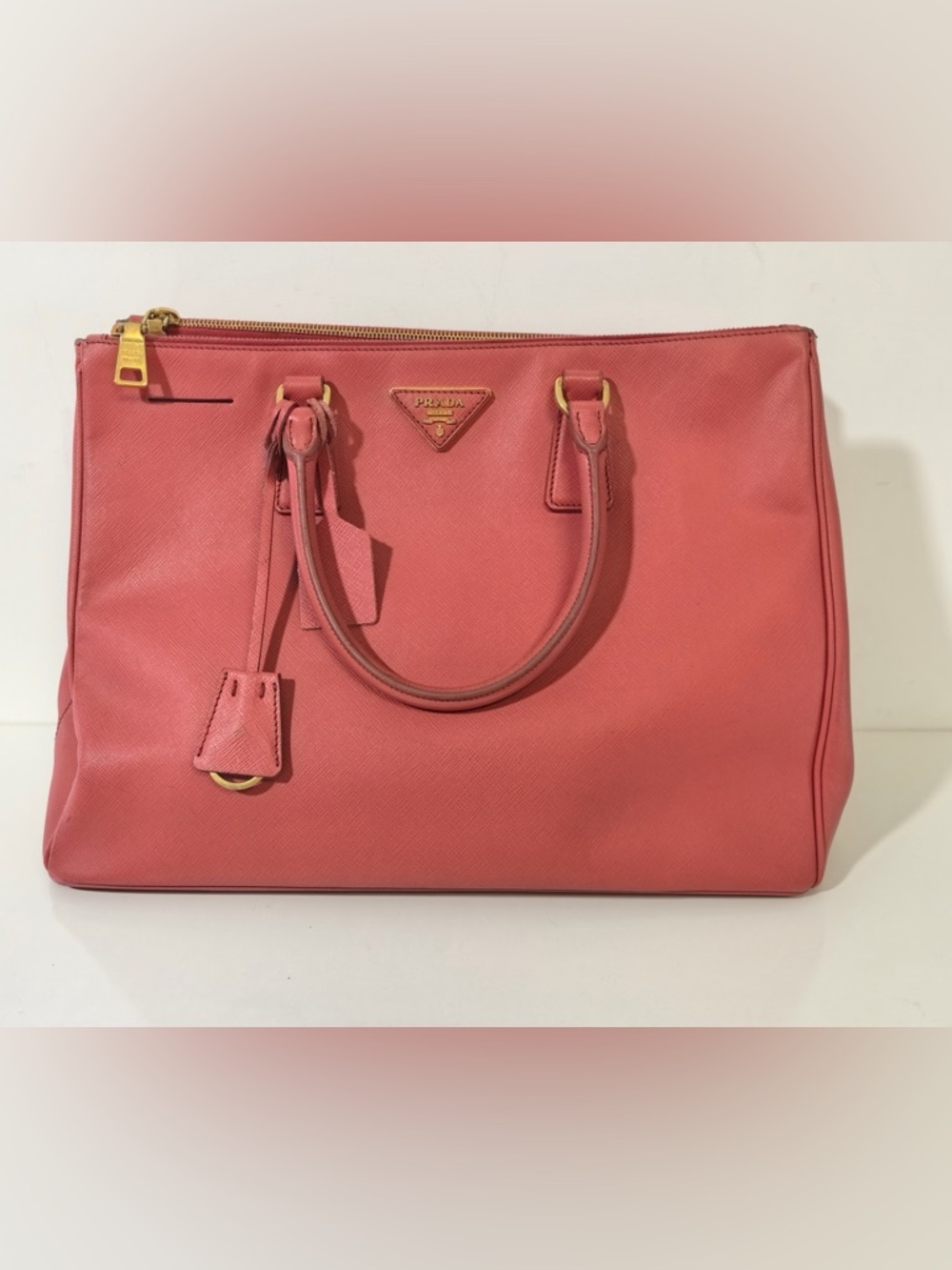 Pre-Owned Prada Galleria Saffiano Leather Tote Handbag